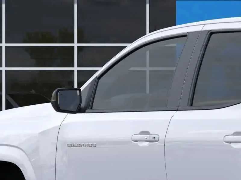 Thumbnail: 2026 Chevrolet Colorado - 11