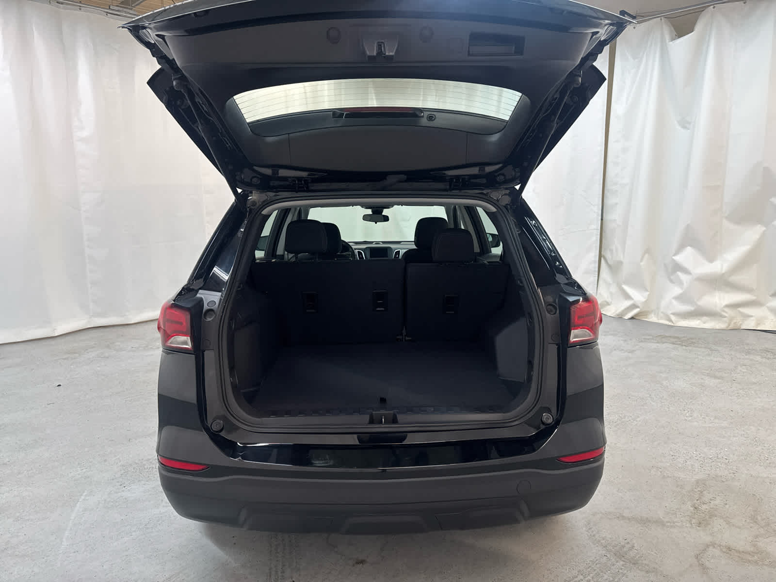 Thumbnail: 2024 Chevrolet Equinox - 5