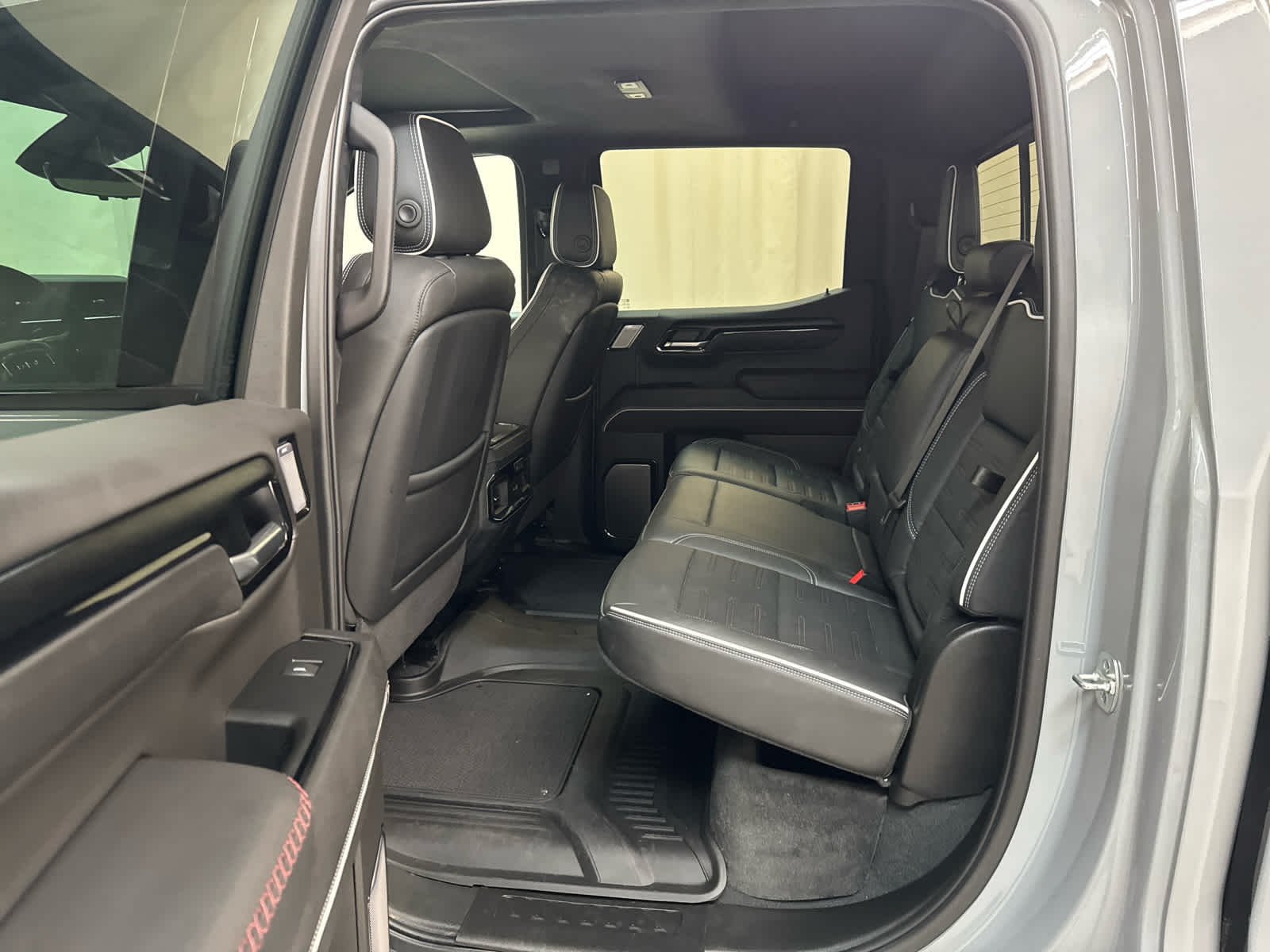 Thumbnail: 2025 GMC Sierra 1500 - 11