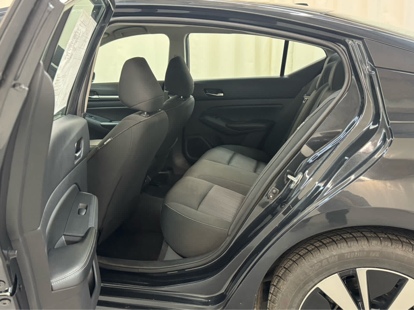 Thumbnail: 2022 Nissan Altima - 11