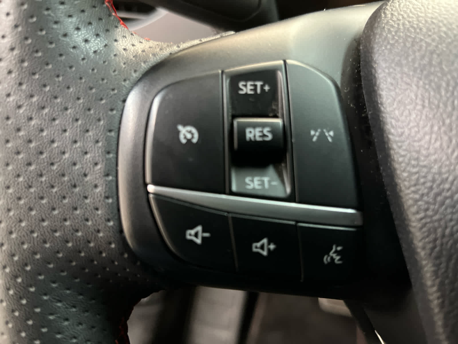 Thumbnail: 2023 Ford Escape - 21