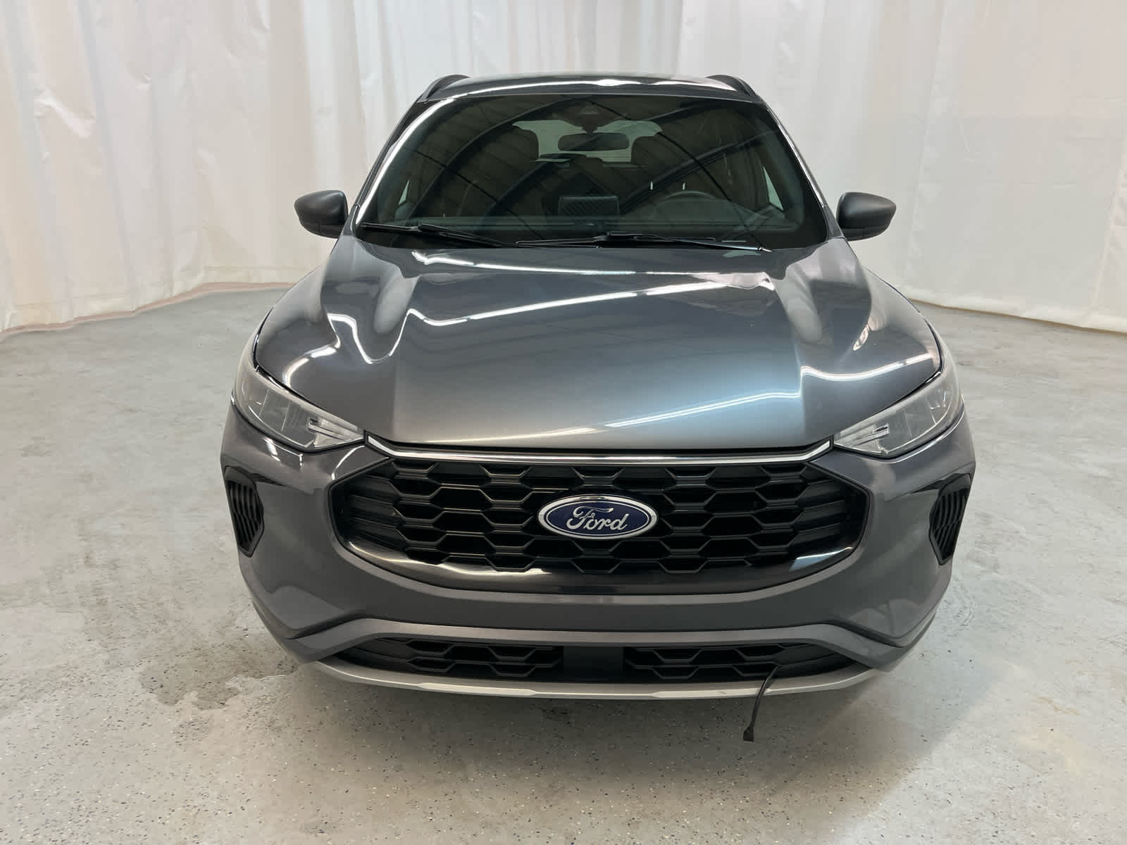 Thumbnail: 2023 Ford Escape - 8