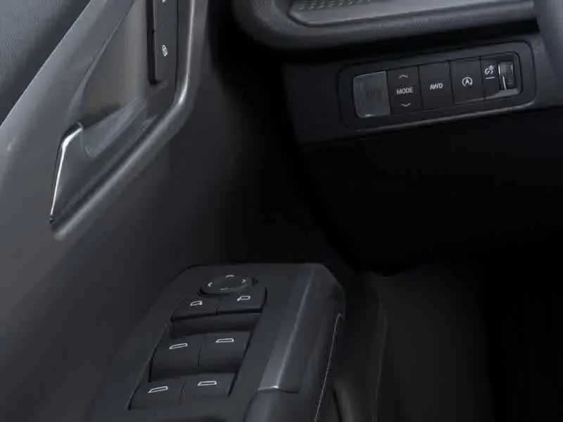 Thumbnail: 2026 Chevrolet Traverse - 22