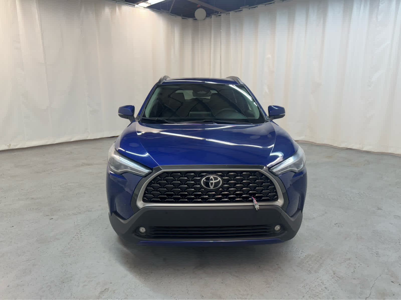 Thumbnail: 2024 Toyota Corolla Cross - 9