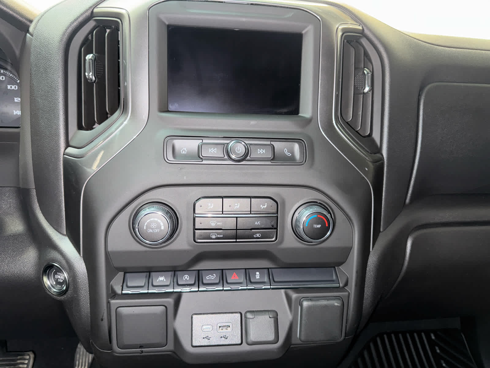 Thumbnail: 2025 Chevrolet Silverado 1500 - 18