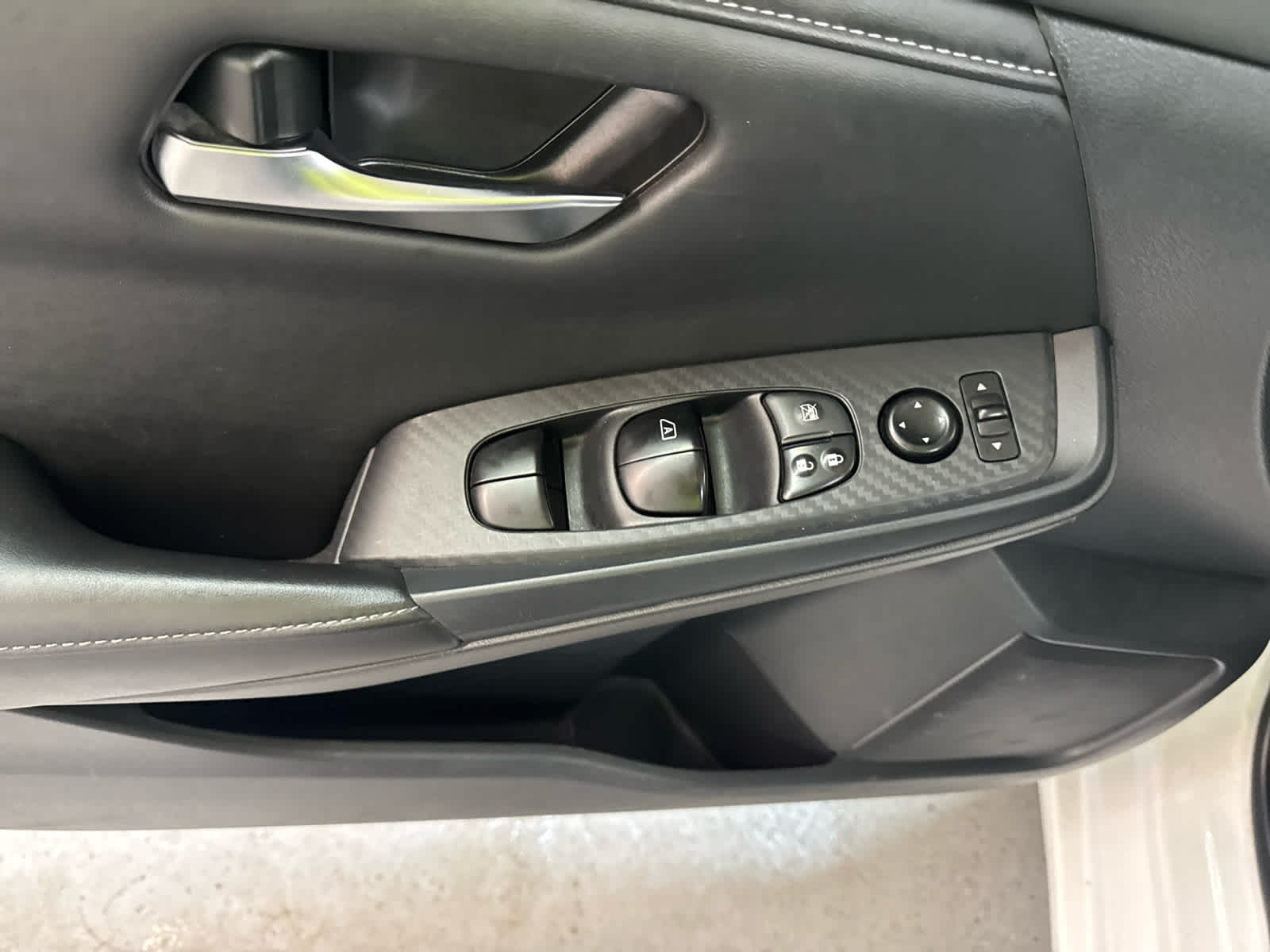 Thumbnail: 2023 Nissan Sentra - 14