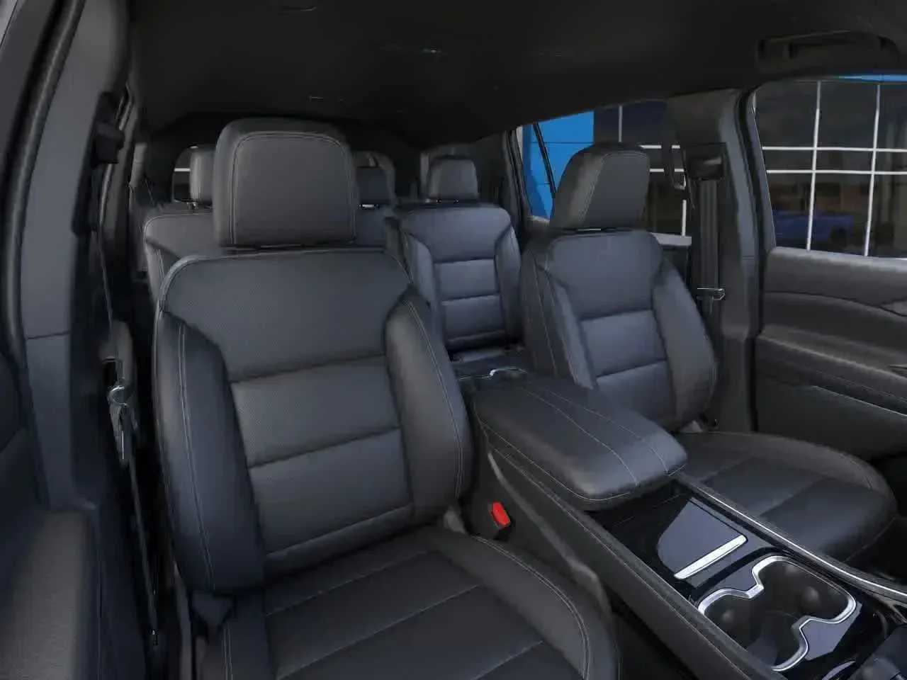 Thumbnail: 2026 Chevrolet Traverse - 16