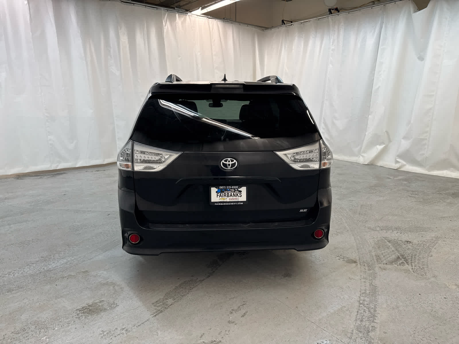 Thumbnail: 2018 Toyota Sienna - 4