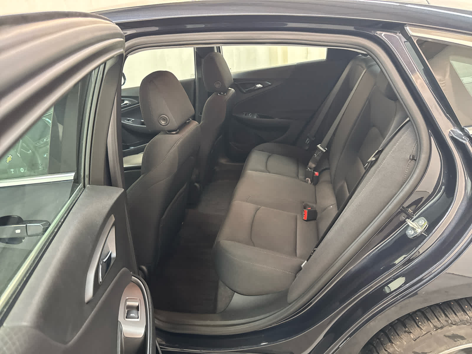 Thumbnail: 2022 Chevrolet Malibu - 11