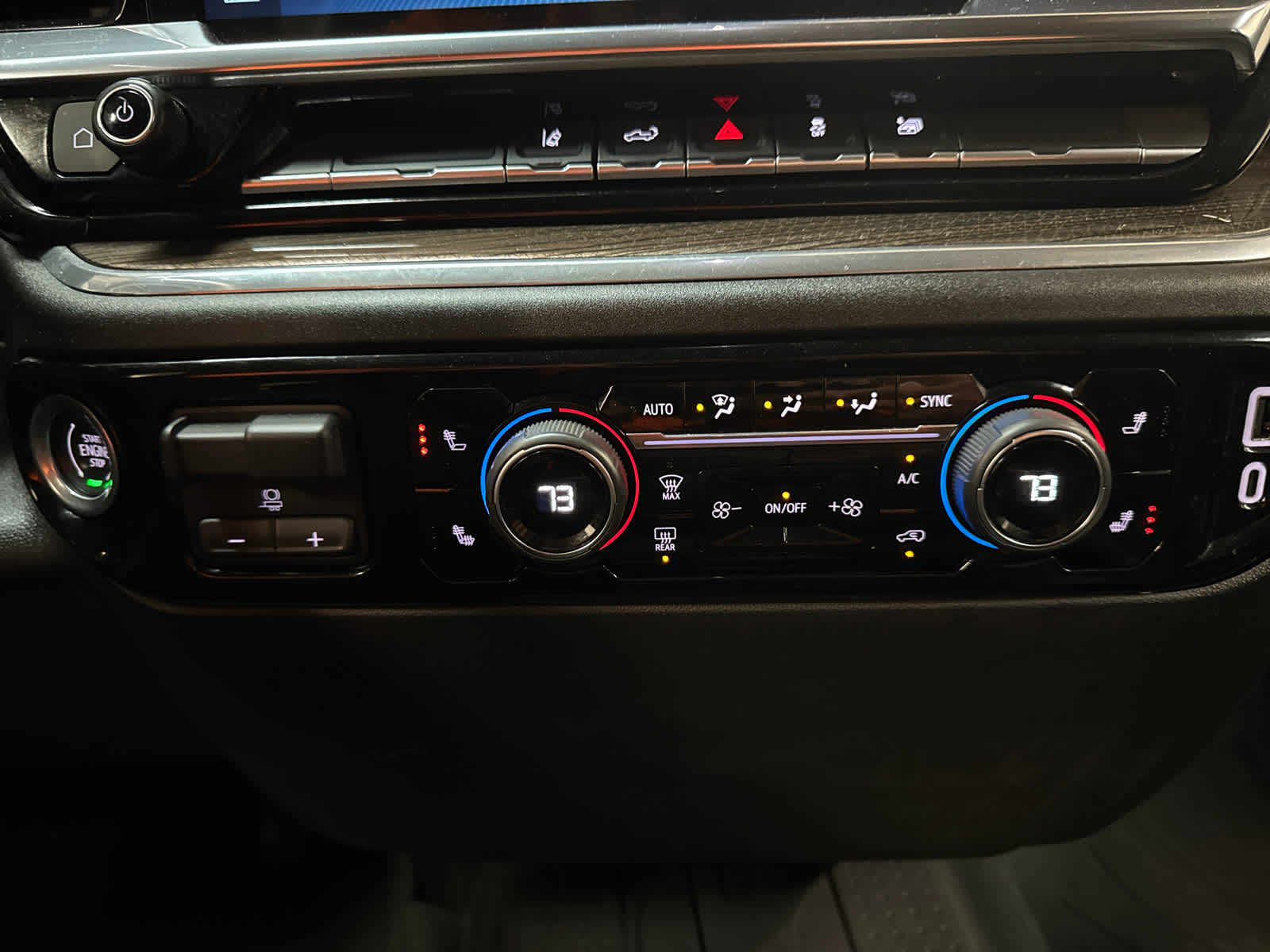 Thumbnail: 2024 Chevrolet Silverado 2500 - 25