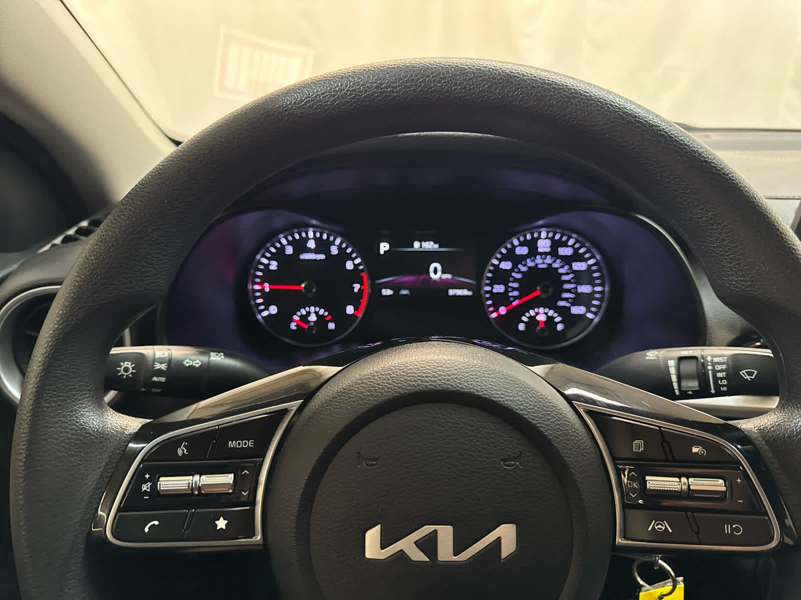 Thumbnail: 2022 Kia Forte - 22