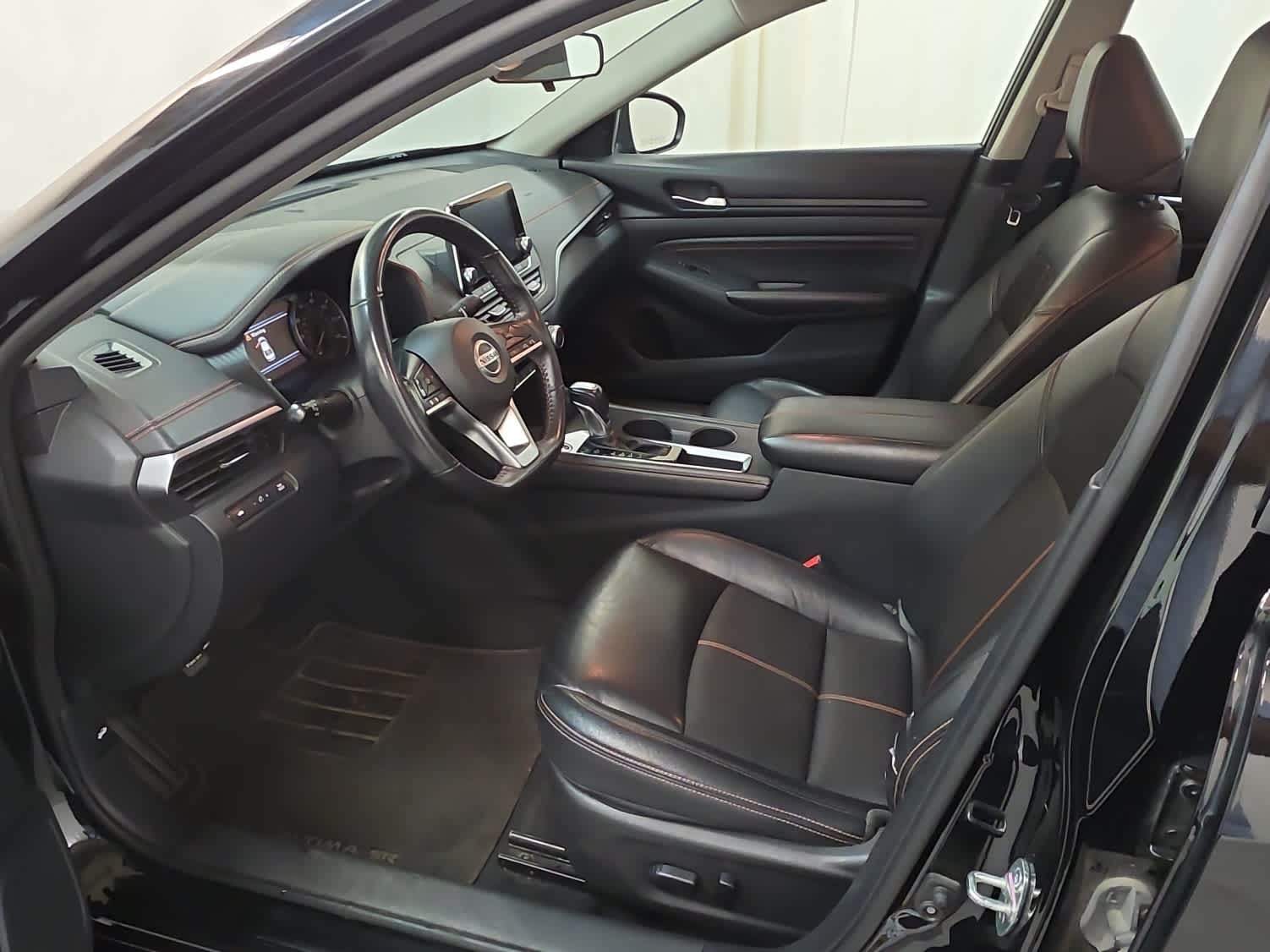 Thumbnail: 2022 Nissan Altima - 13