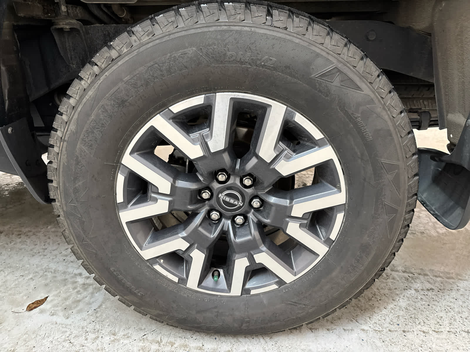 Thumbnail: 2024 Nissan Frontier - 10