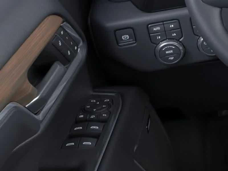 Thumbnail: 2026 GMC Sierra 2500 - 25