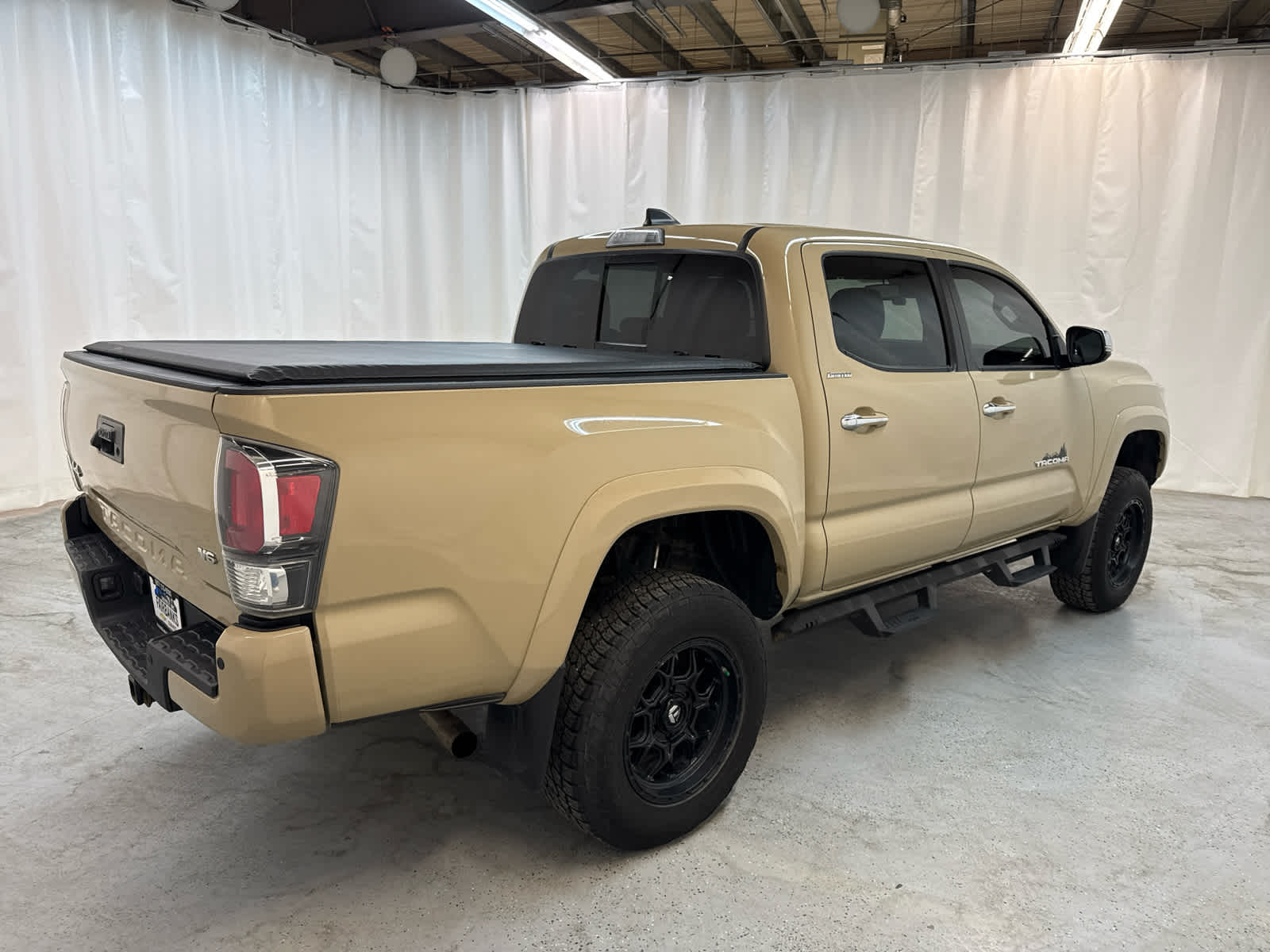 Thumbnail: 2020 Toyota Tacoma - 6