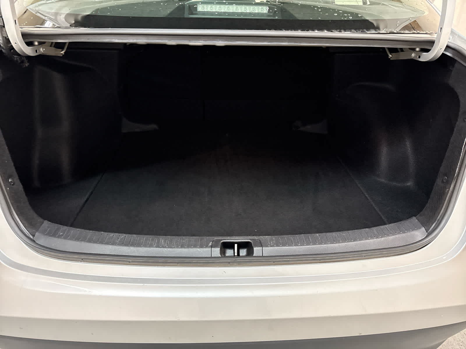 Thumbnail: 2024 Toyota Corolla - 11