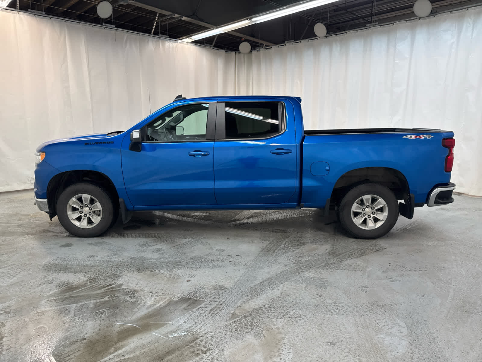 Thumbnail: 2023 Chevrolet Silverado 1500 - 2