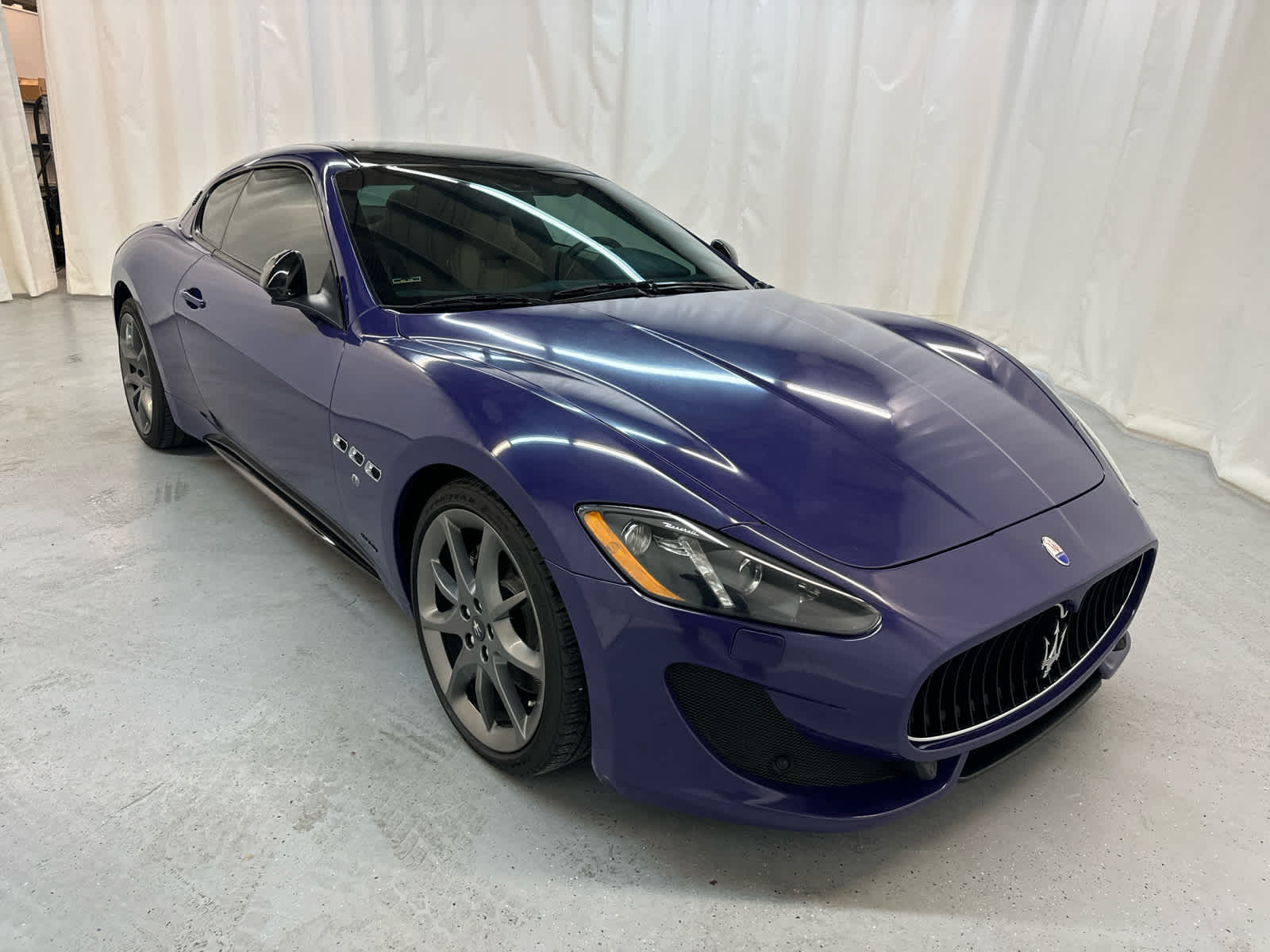 Thumbnail: 2016 Maserati GranTurismo - 7