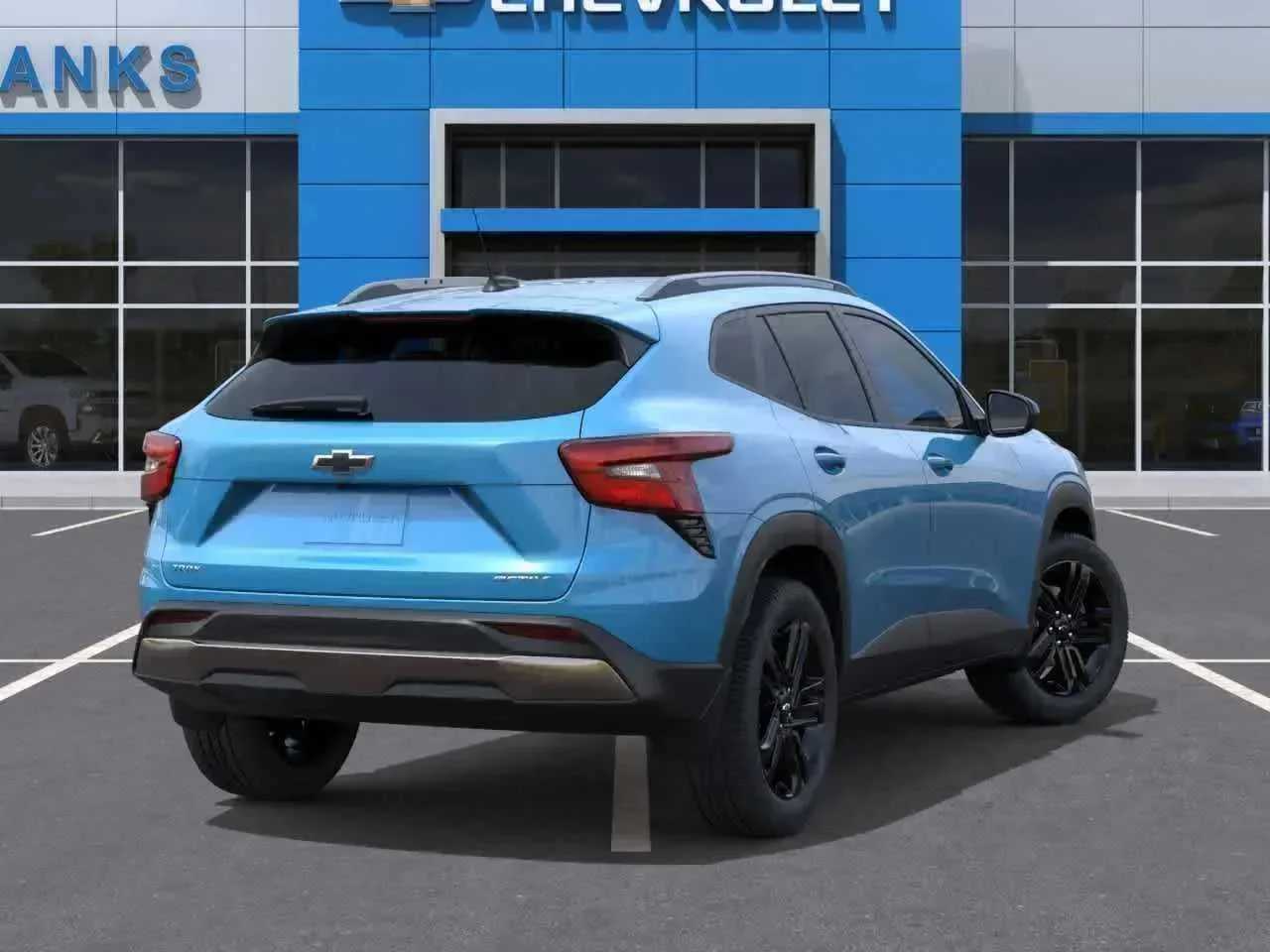 Thumbnail: 2026 Chevrolet Trax - 4