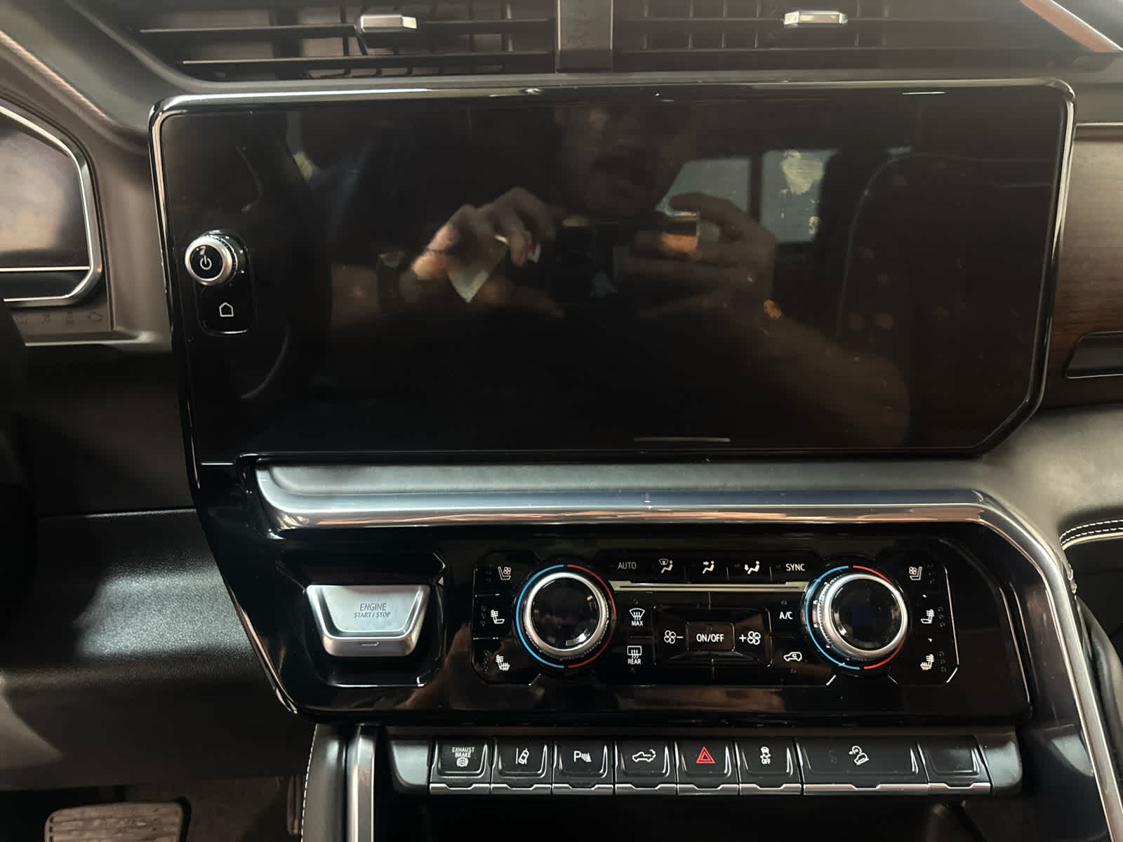 Thumbnail: 2025 GMC Sierra 2500 - 18