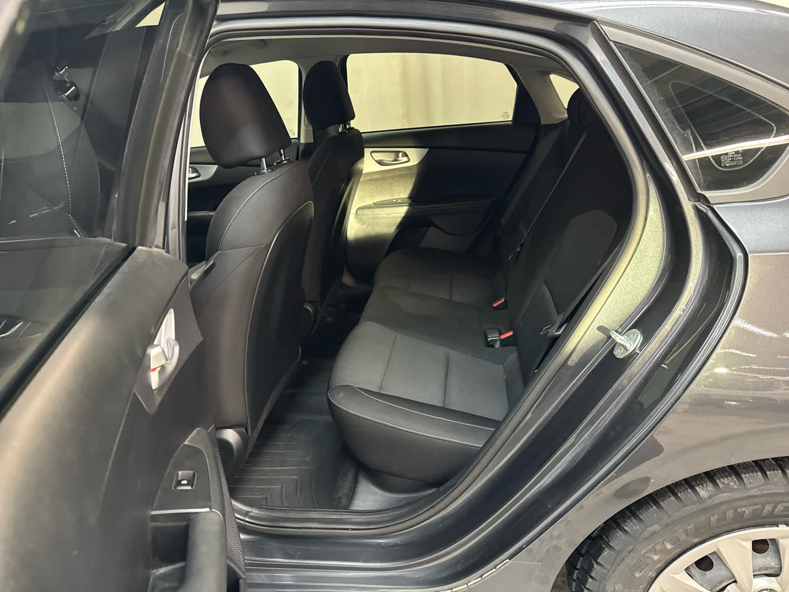 Thumbnail: 2022 Kia Forte - 11