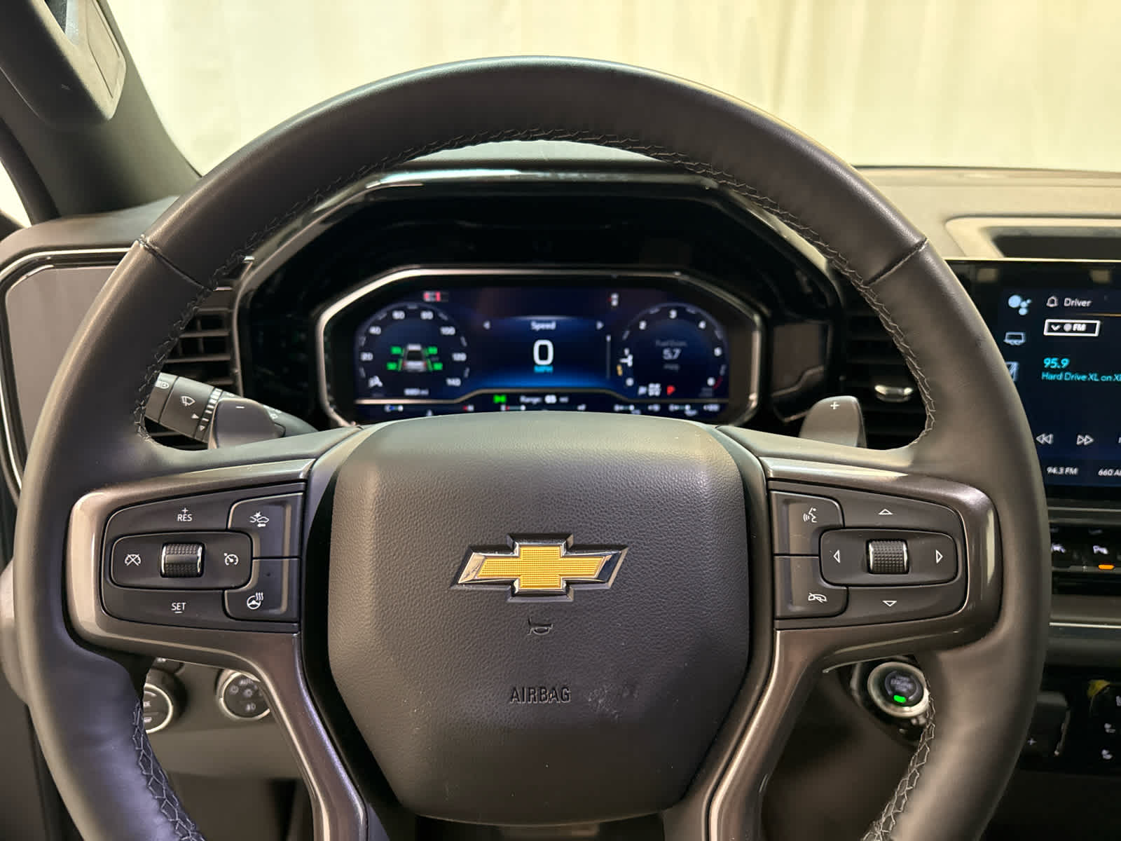 Thumbnail: 2024 Chevrolet Silverado 1500 - 22