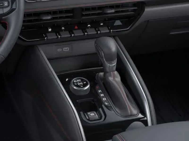 Thumbnail: 2026 Chevrolet Colorado - 22