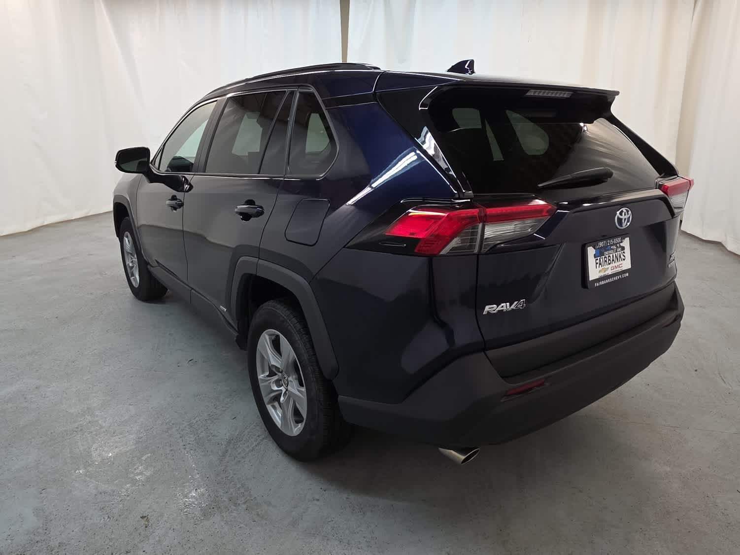 Thumbnail: 2022 Toyota RAV4 - 4