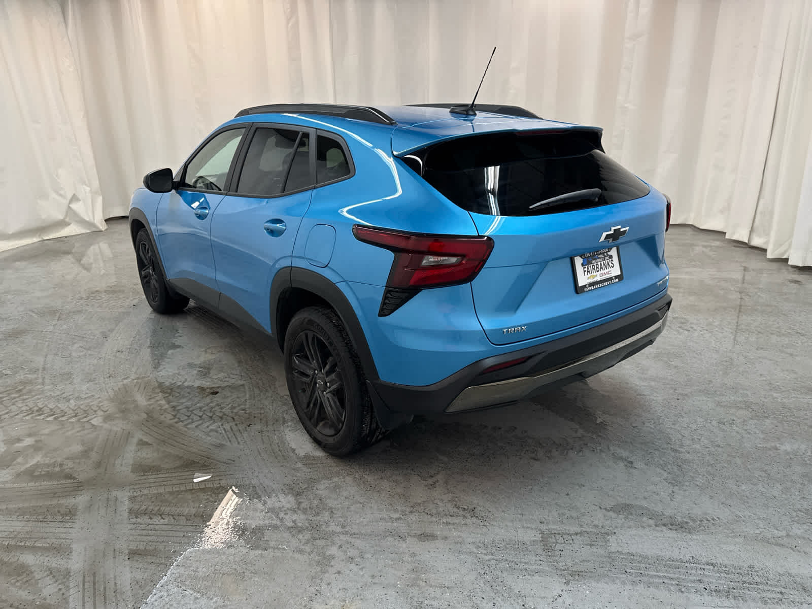 Thumbnail: 2025 Chevrolet Trax - 3
