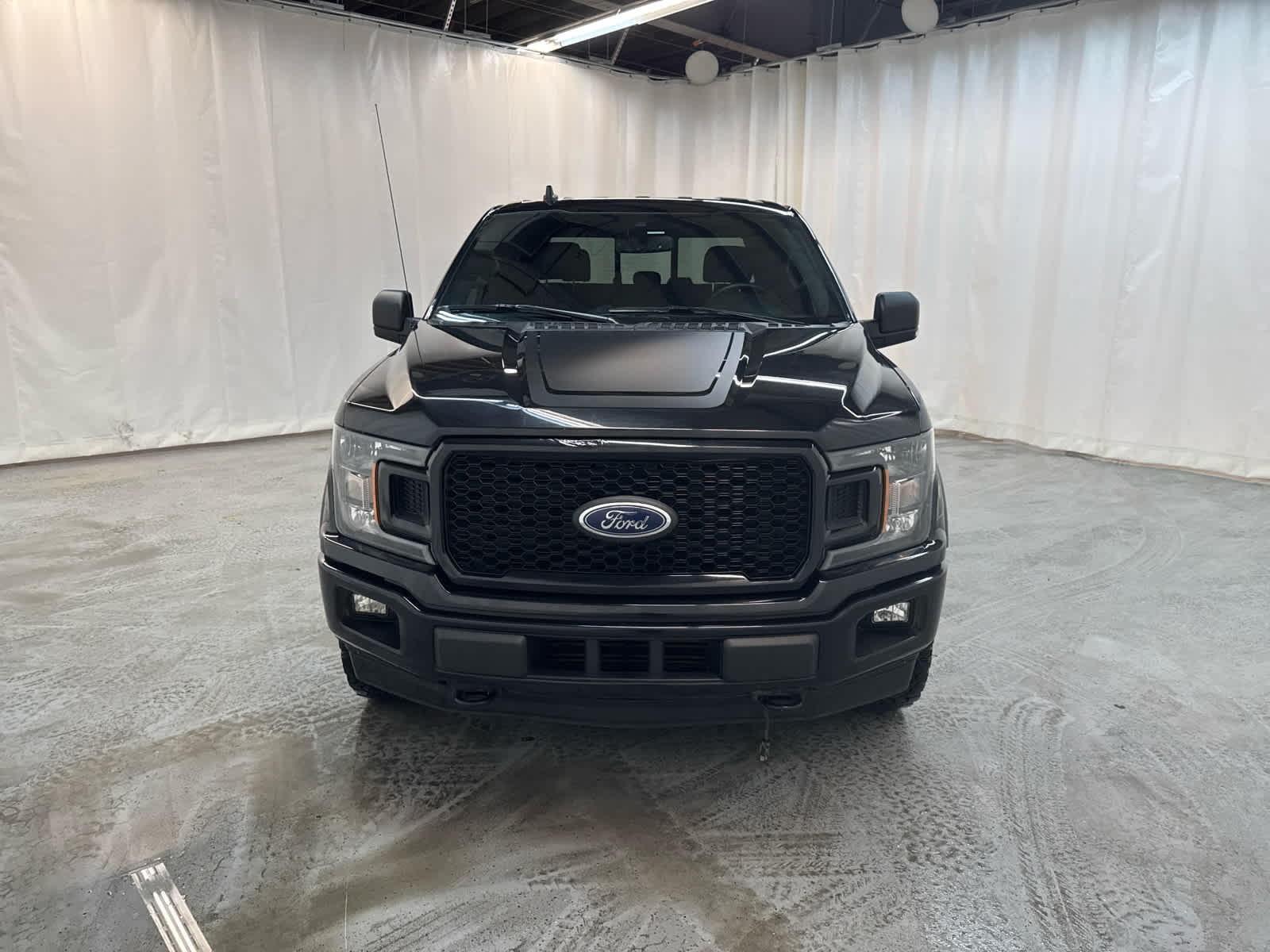 Thumbnail: 2020 Ford F-150 - 8