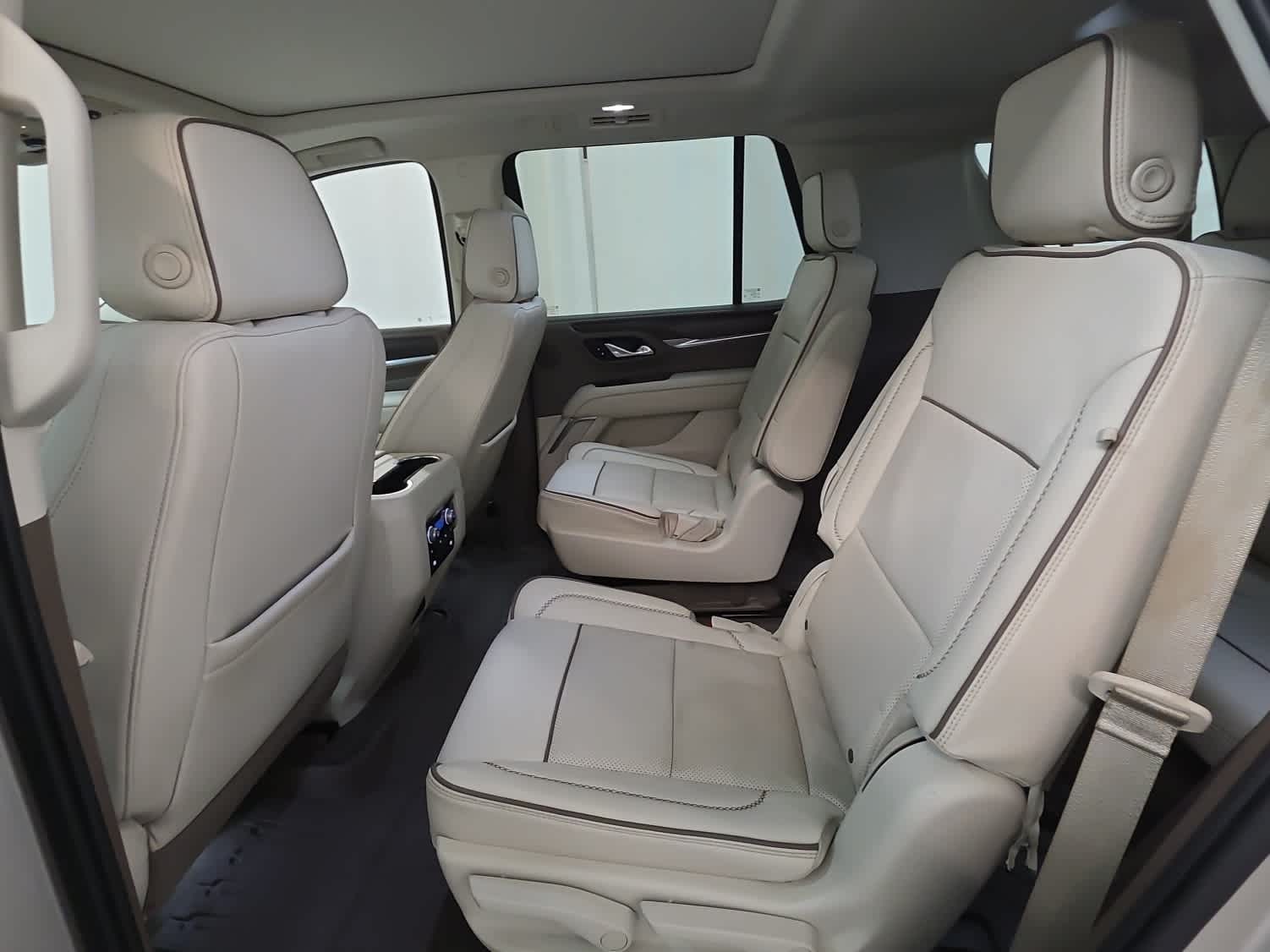 Thumbnail: 2021 GMC Yukon - 15