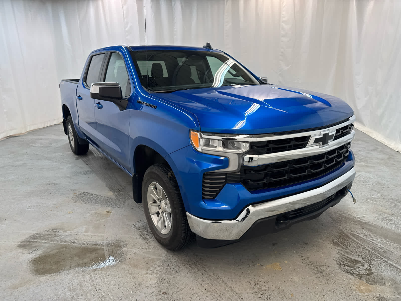 Thumbnail: 2023 Chevrolet Silverado 1500 - 7