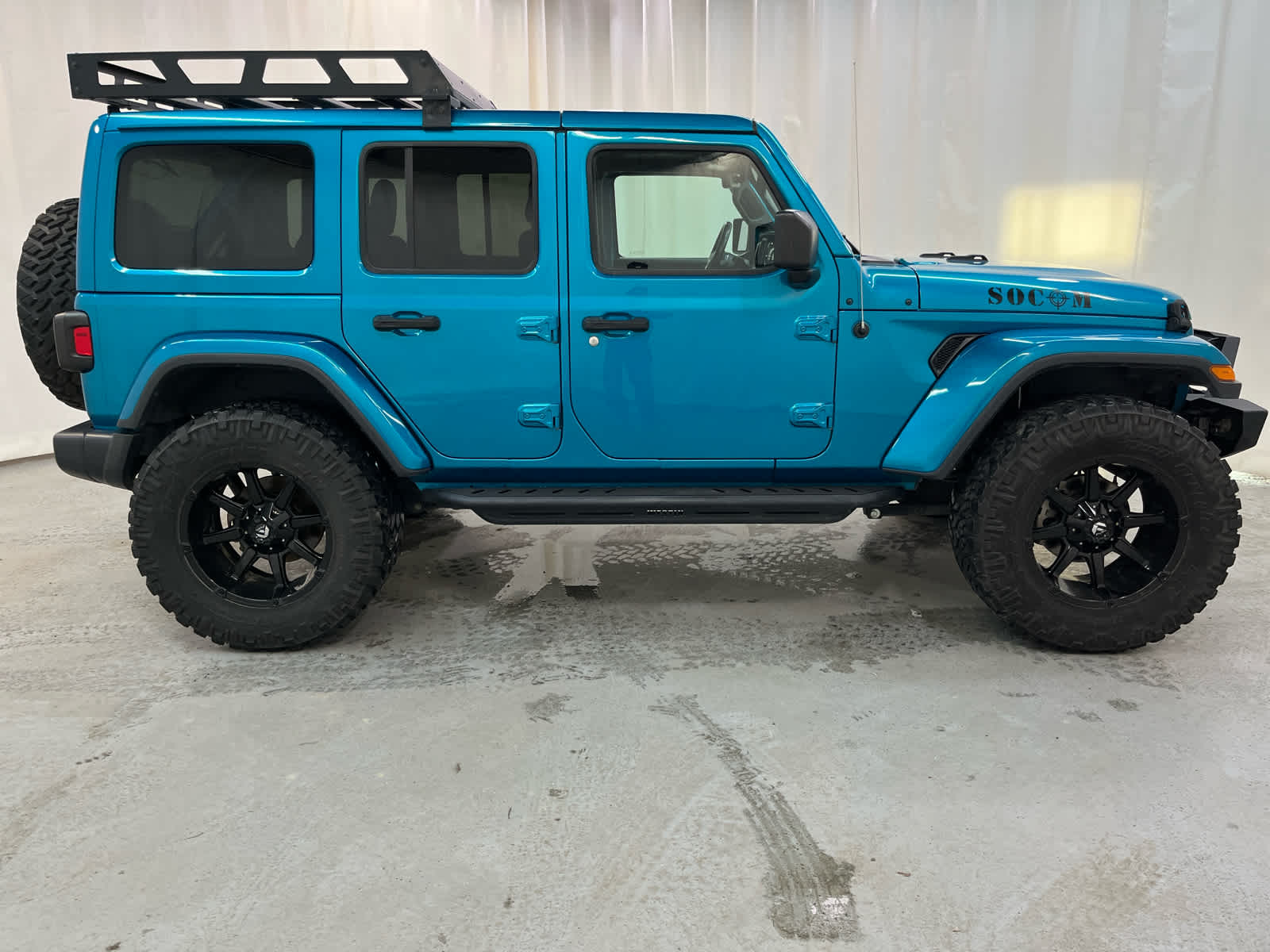 Thumbnail: 2020 Jeep Wrangler - 6
