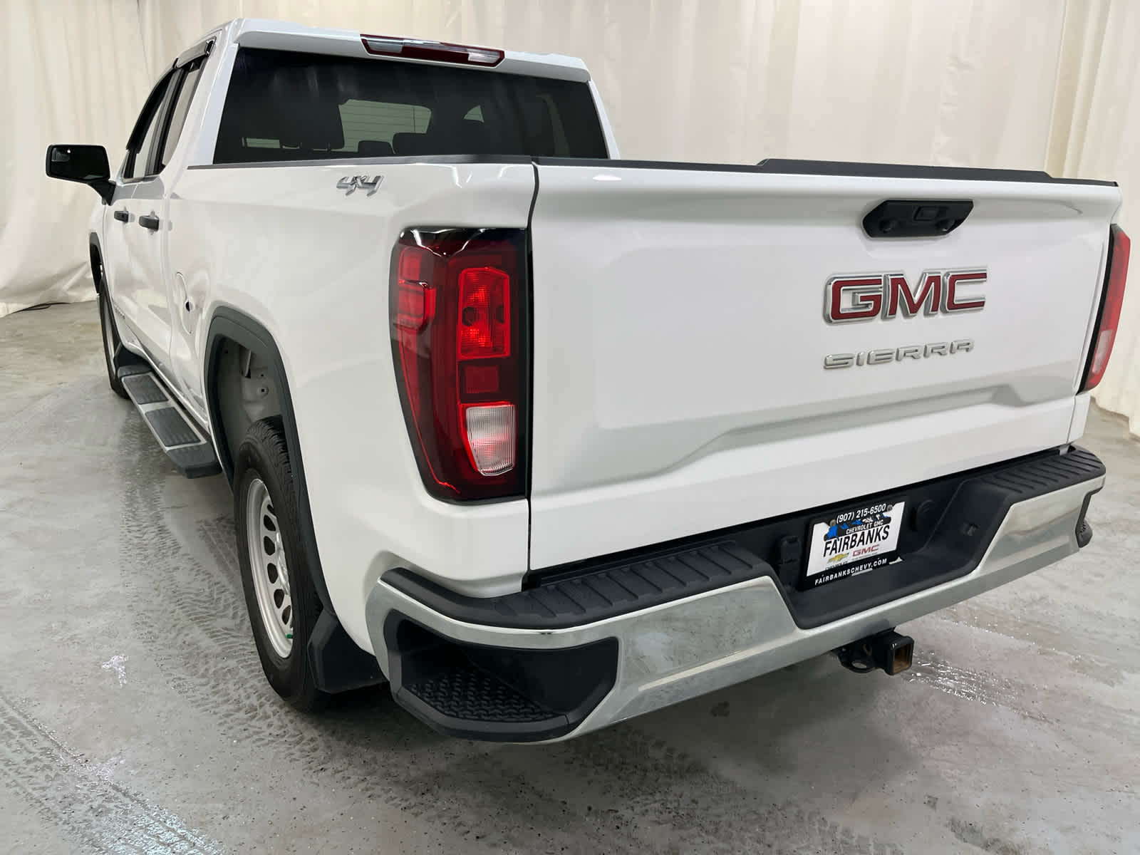 Thumbnail: 2024 GMC Sierra 1500 - 3