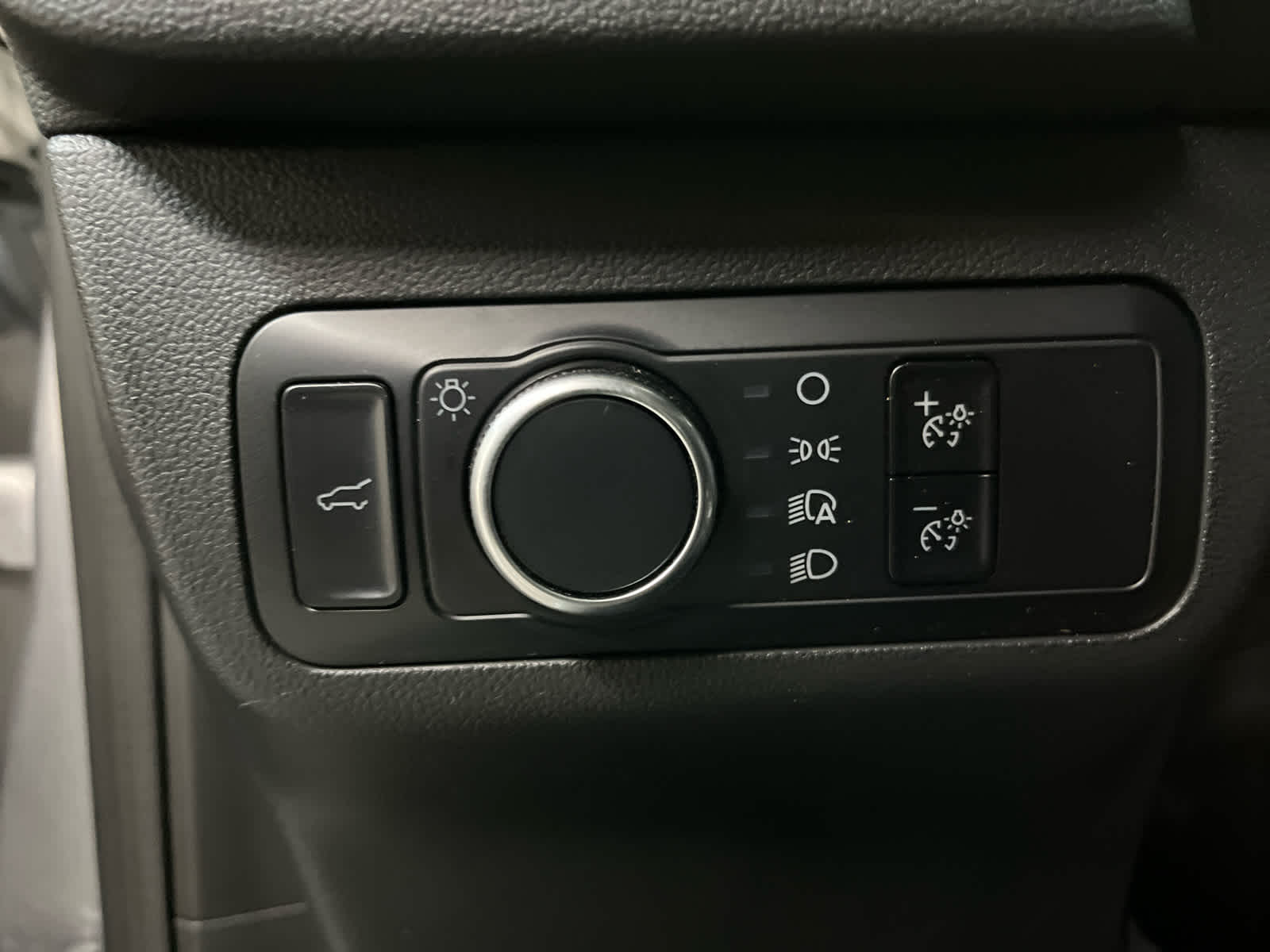 Thumbnail: 2023 Ford Escape - 19