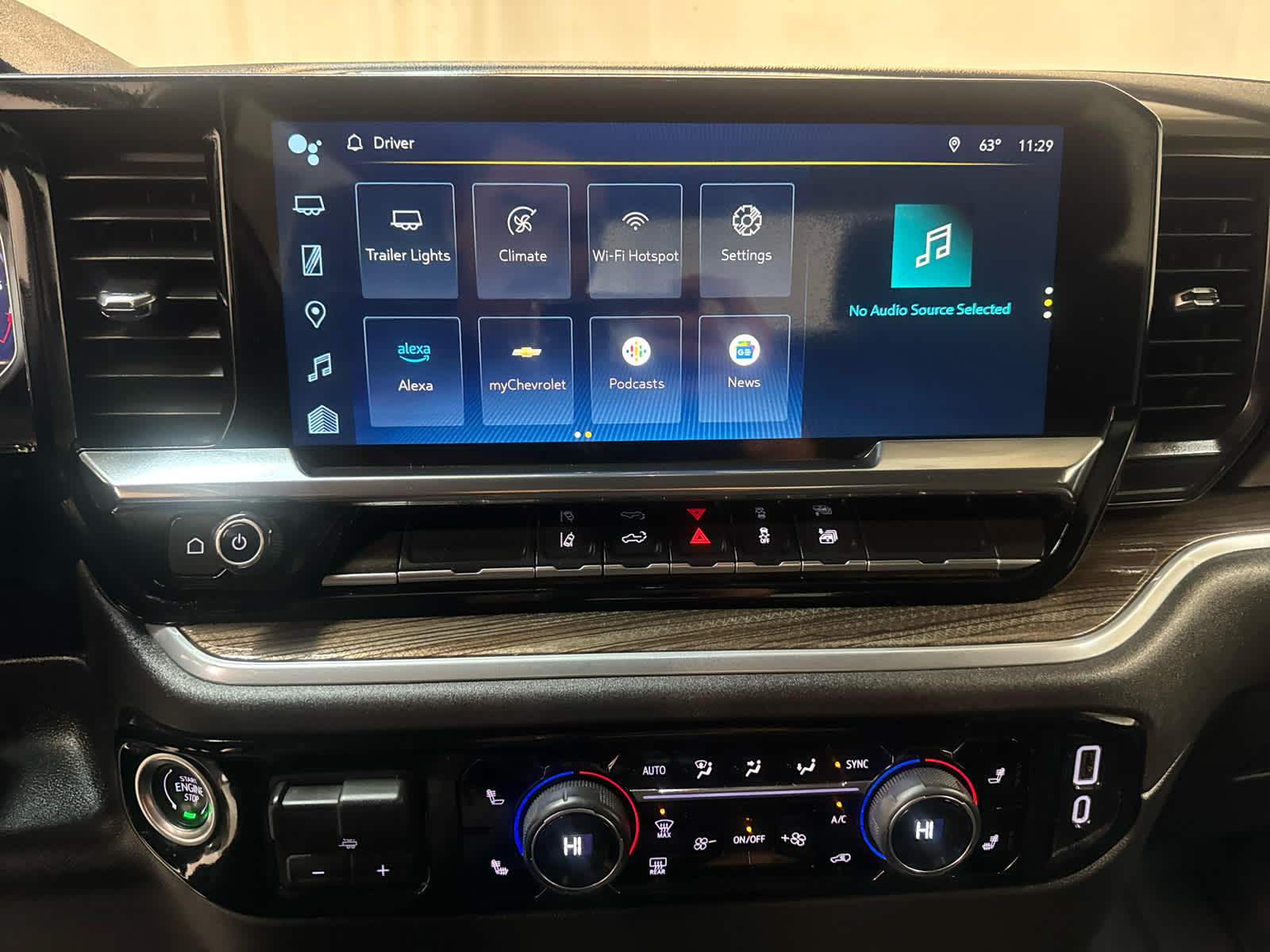 Thumbnail: 2025 Chevrolet Silverado 2500 - 24