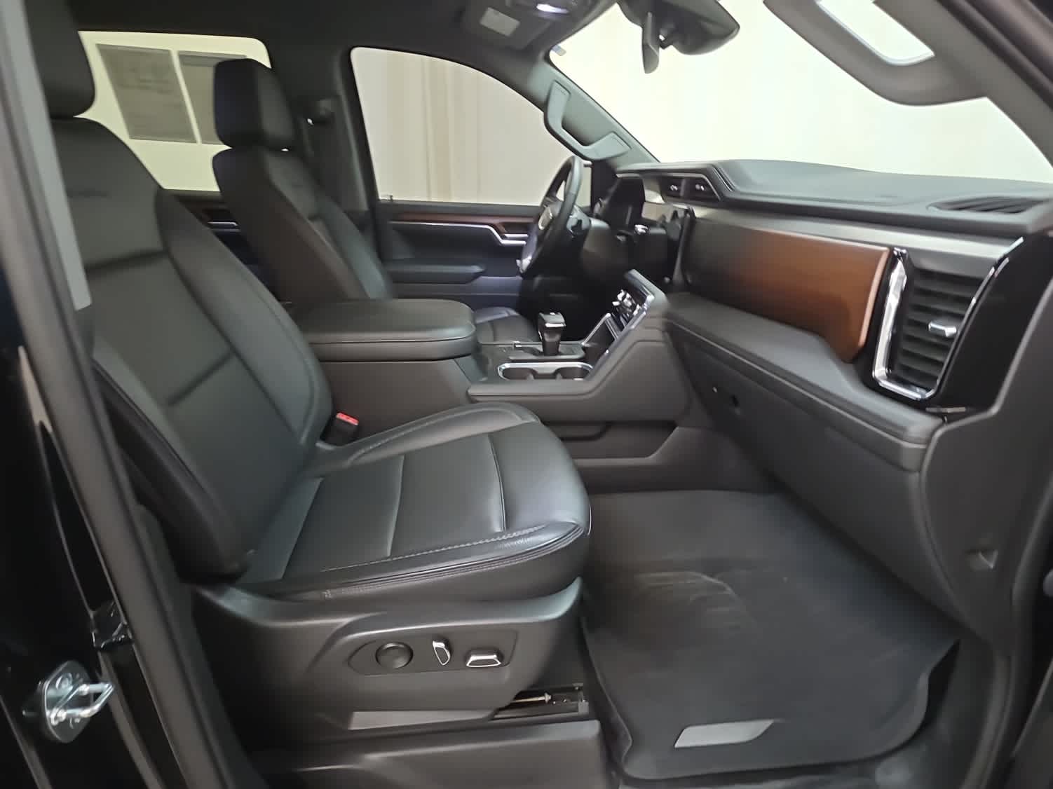 Thumbnail: 2023 GMC Sierra 1500 - 14