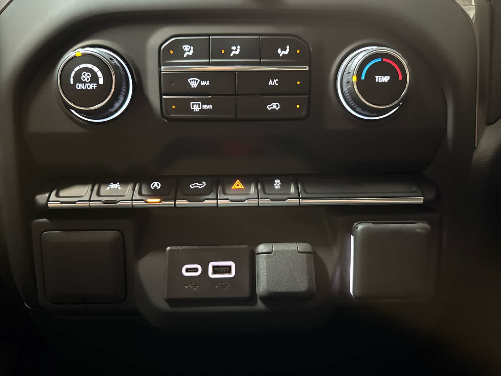 Thumbnail: 2025 Chevrolet Silverado 1500 - 25