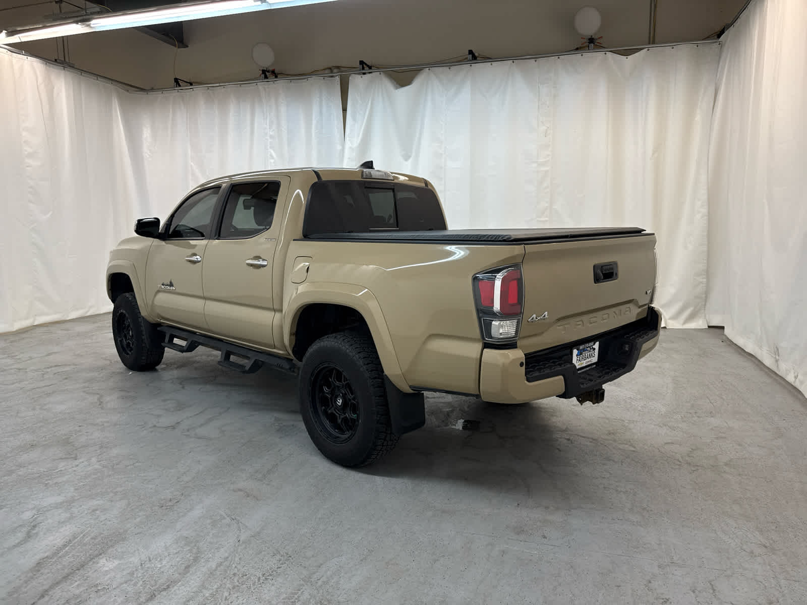 Thumbnail: 2020 Toyota Tacoma - 3