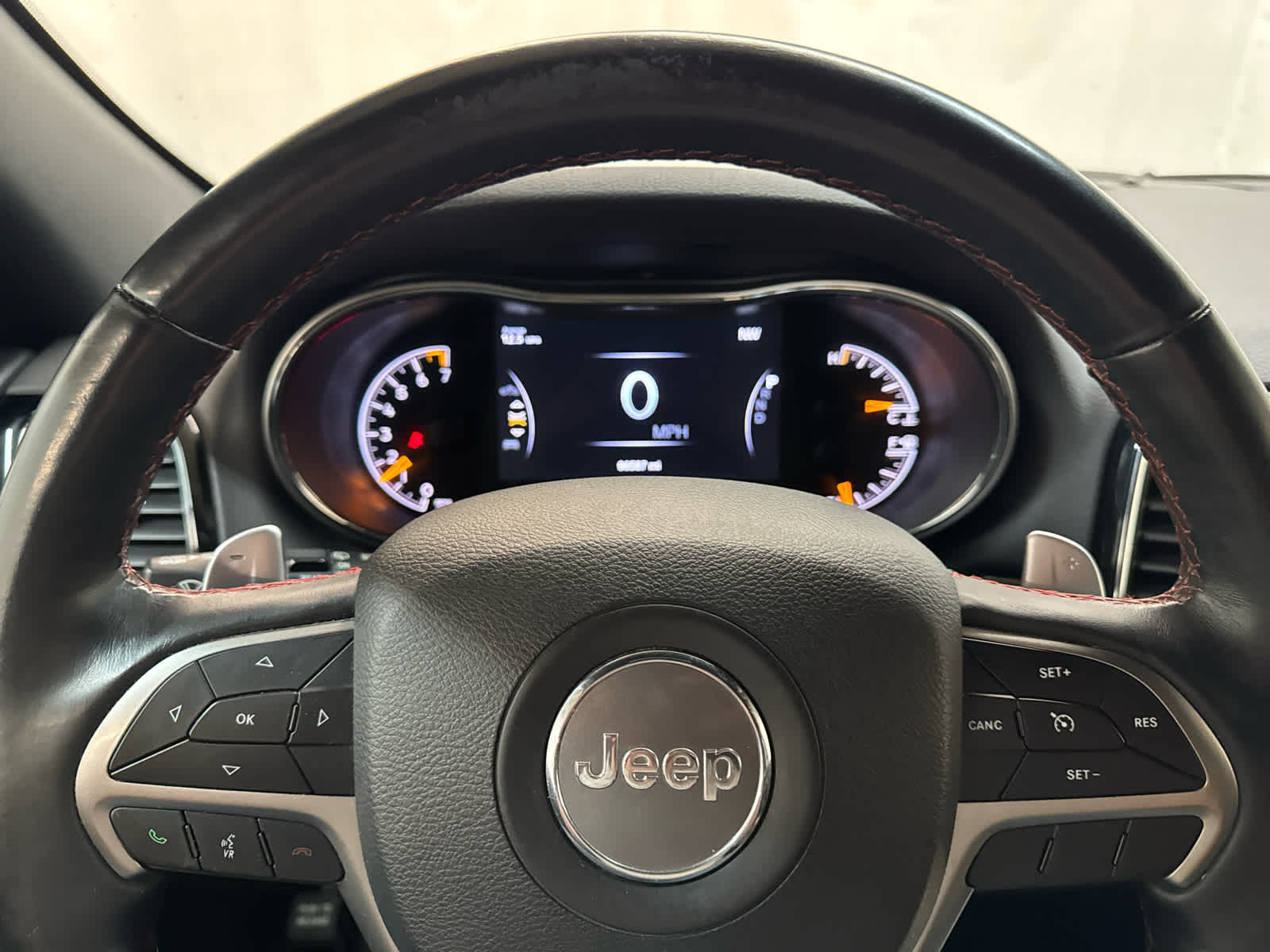 Thumbnail: 2019 Jeep Grand Cherokee - 22