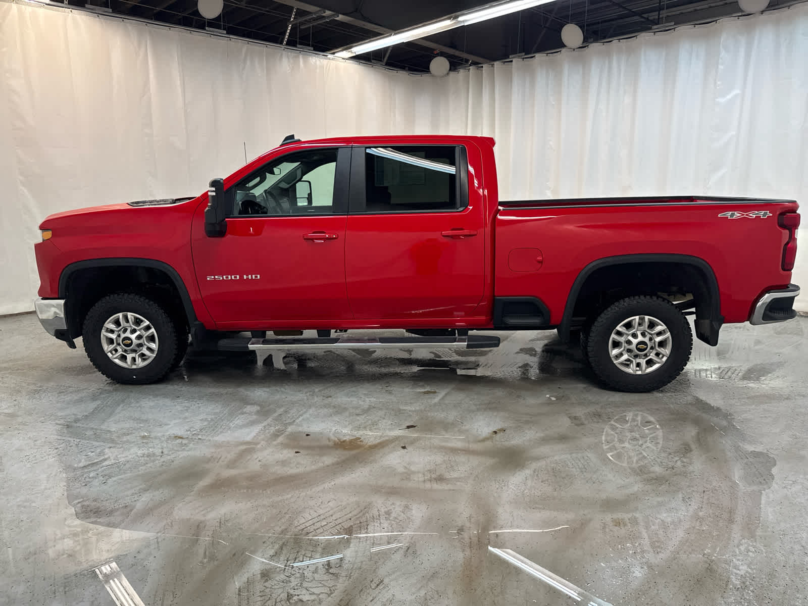 Thumbnail: 2024 Chevrolet Silverado 2500 - 2