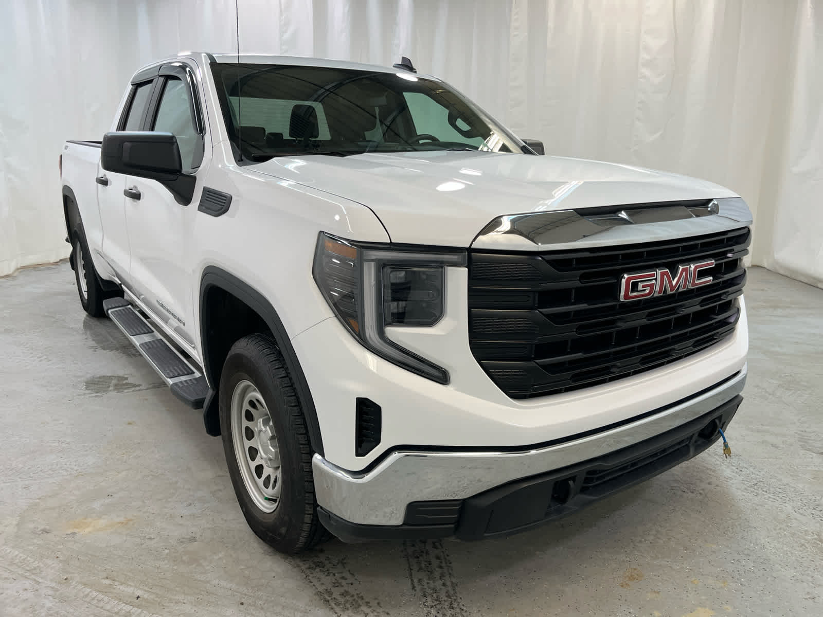 Thumbnail: 2024 GMC Sierra 1500 - 7