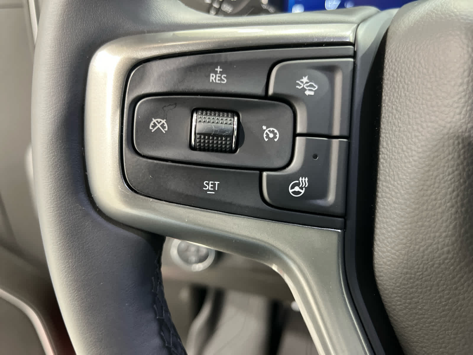 Thumbnail: 2025 Chevrolet Silverado 1500 - 21