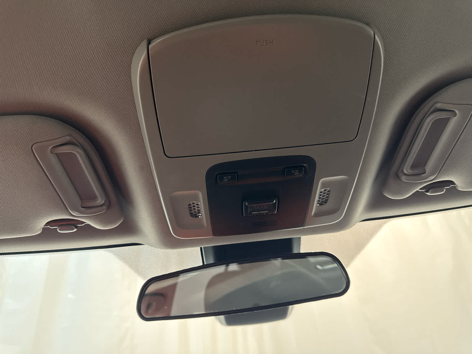 Thumbnail: 2019 Toyota Camry - 21