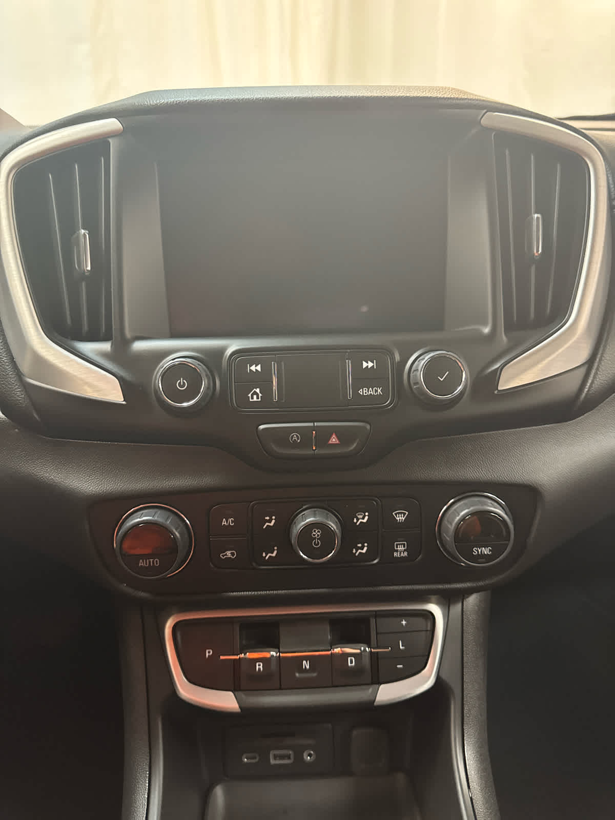 Thumbnail: 2024 GMC Terrain - 18