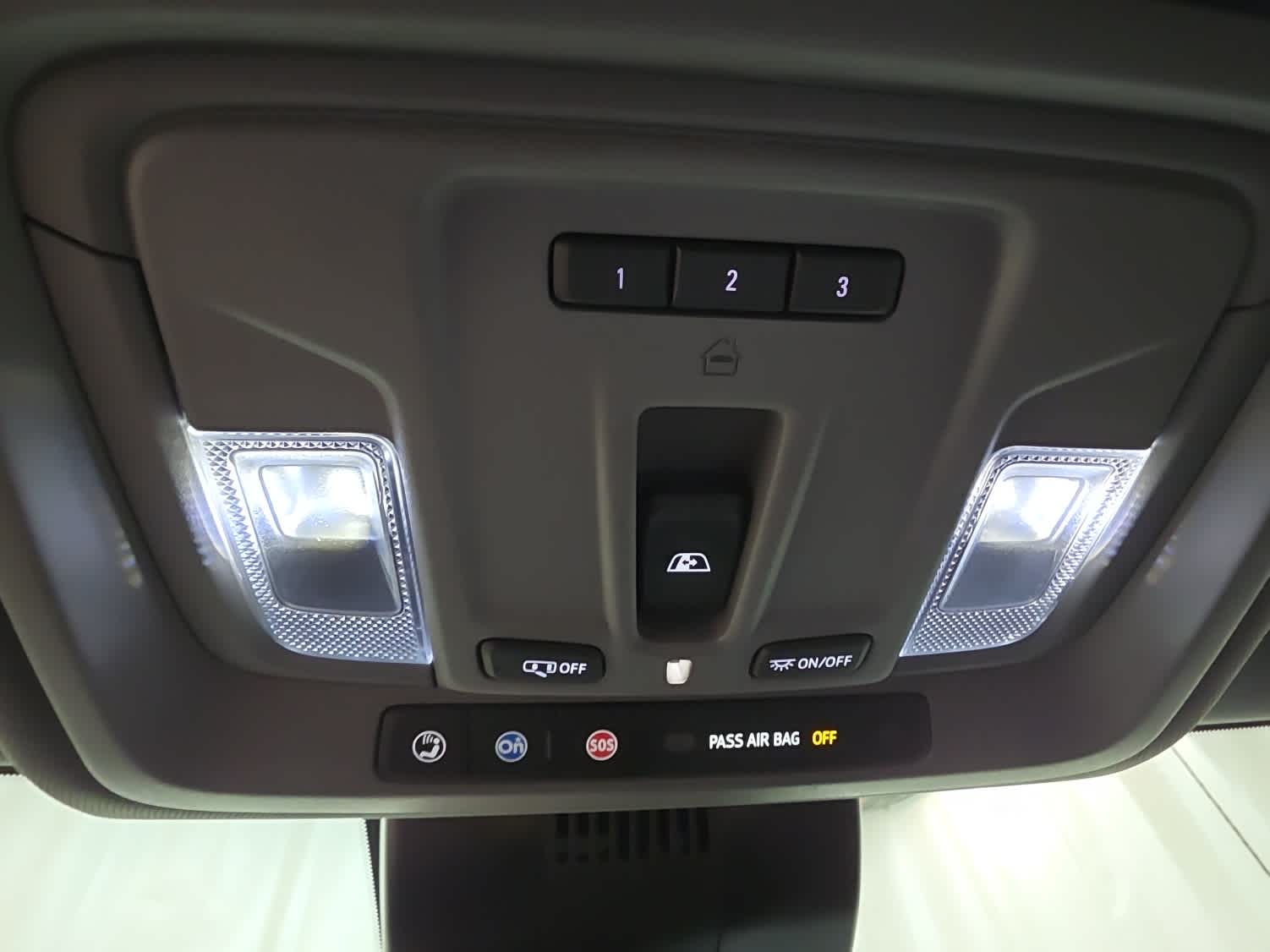 Thumbnail: 2023 GMC Sierra 1500 - 24