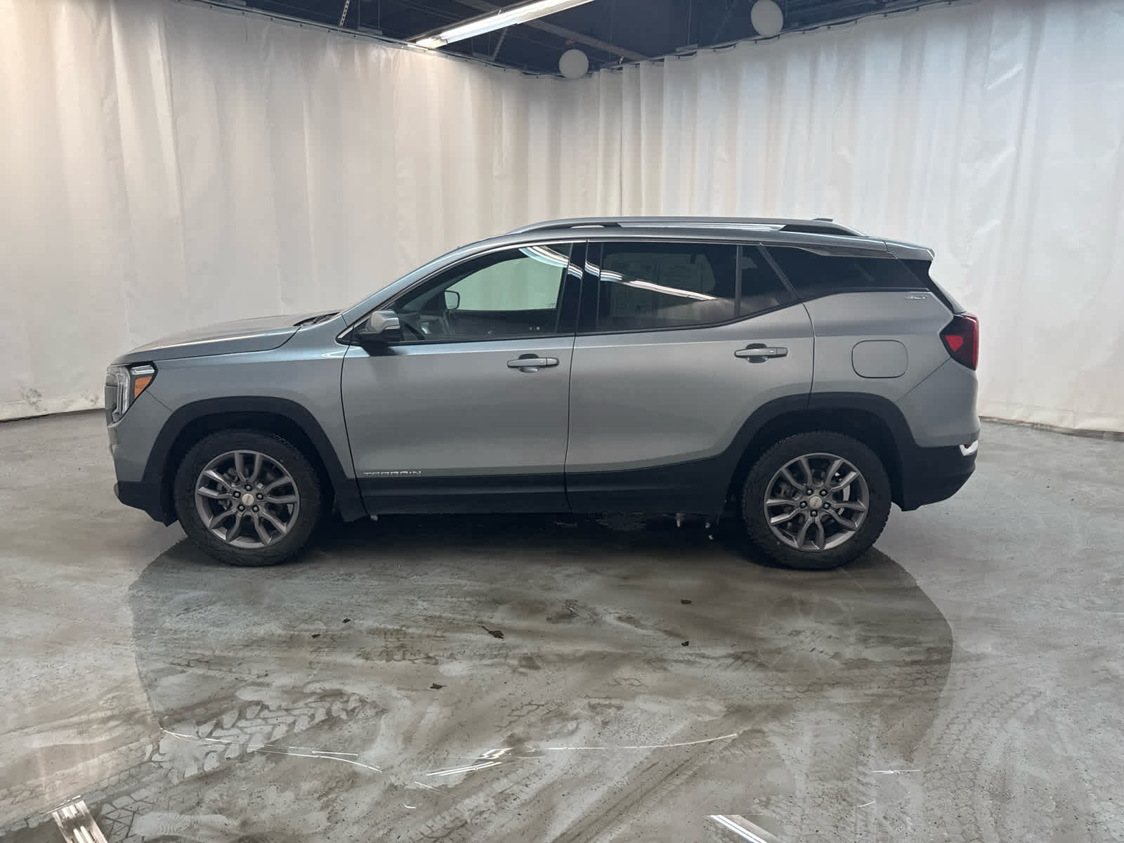 Thumbnail: 2024 GMC Terrain - 2