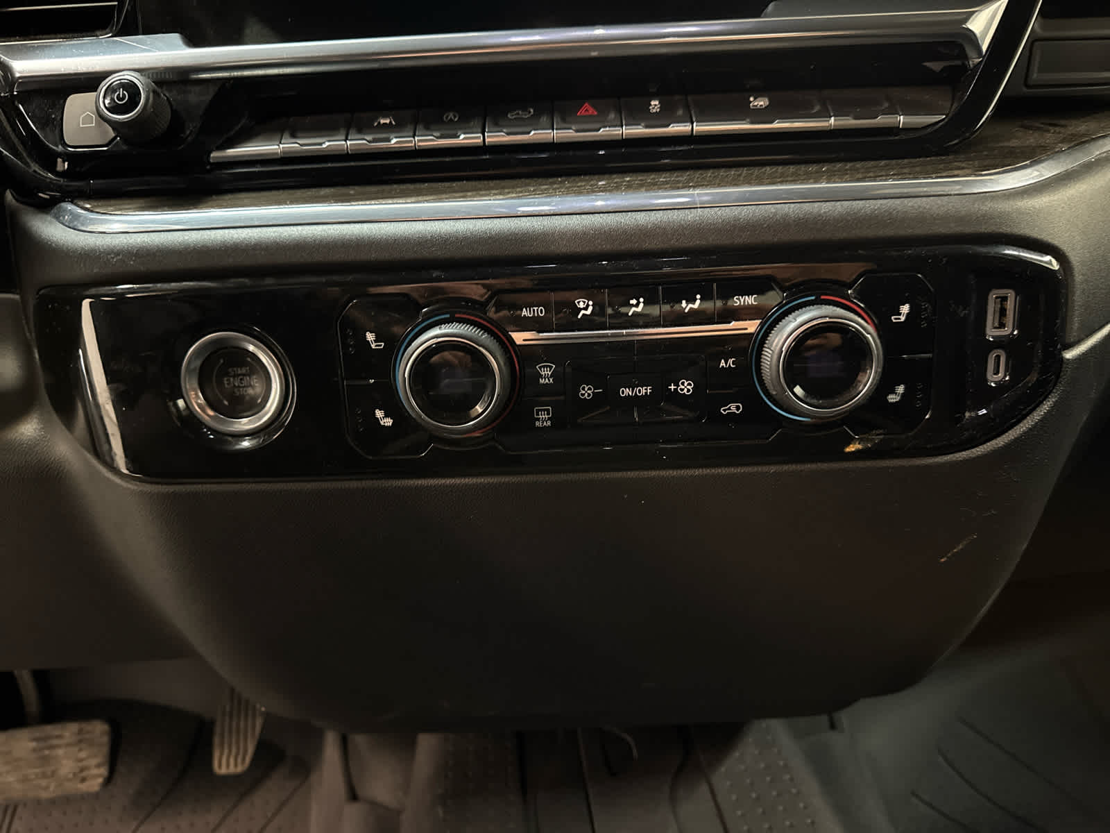 Thumbnail: 2023 Chevrolet Silverado 1500 - 20