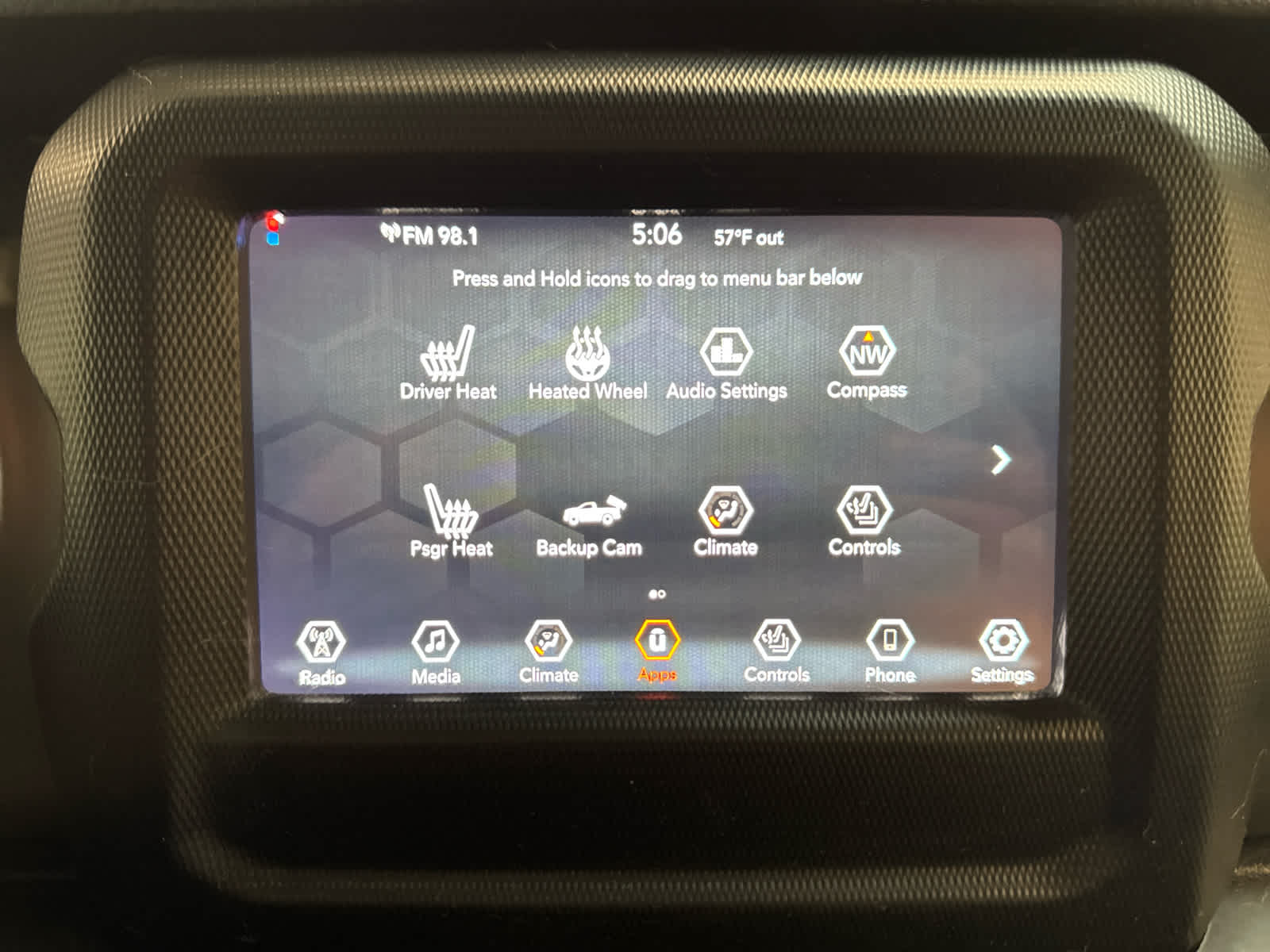 Thumbnail: 2022 Jeep Gladiator - 25