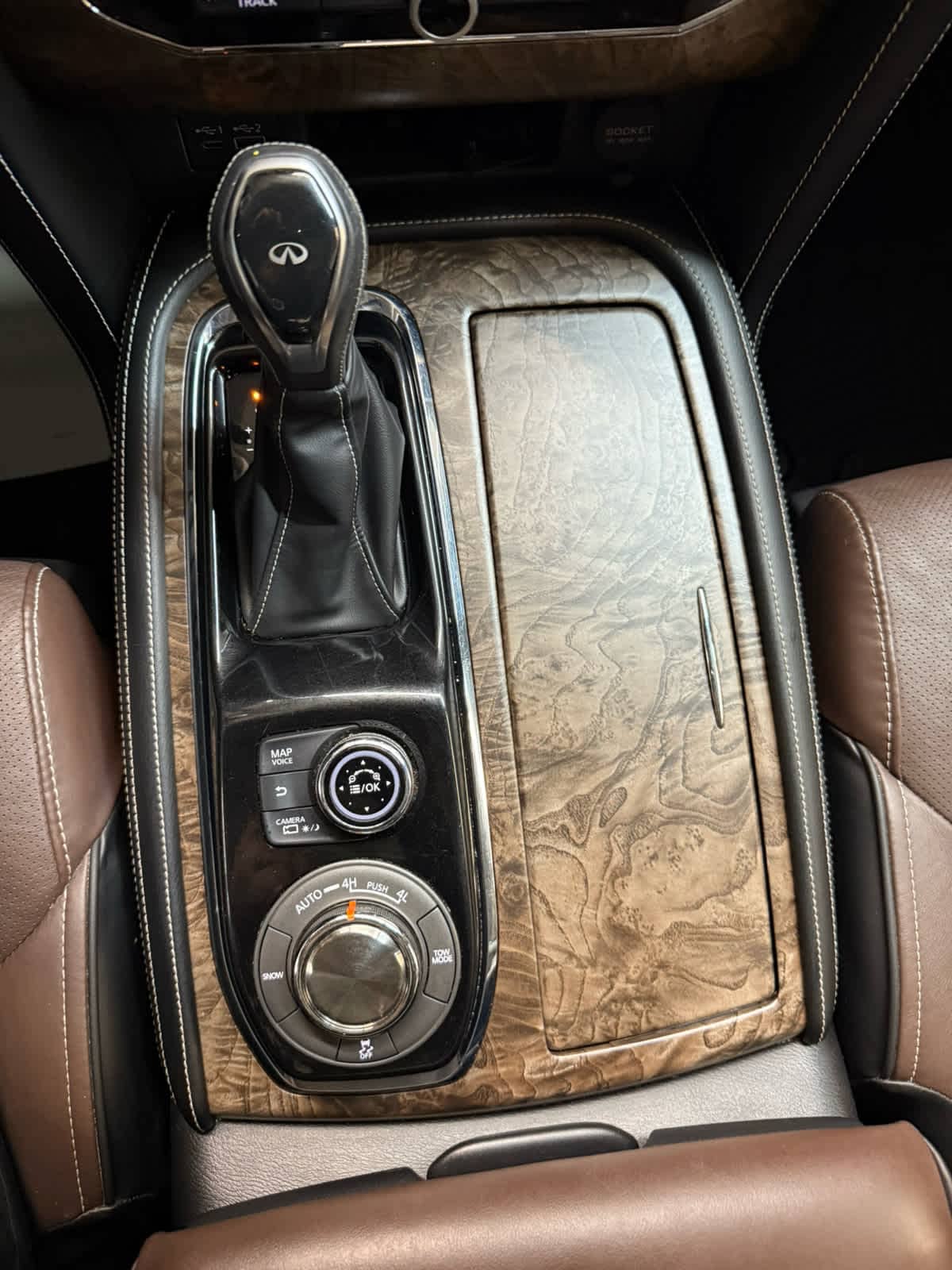 Thumbnail: 2021 INFINITI QX80 - 13